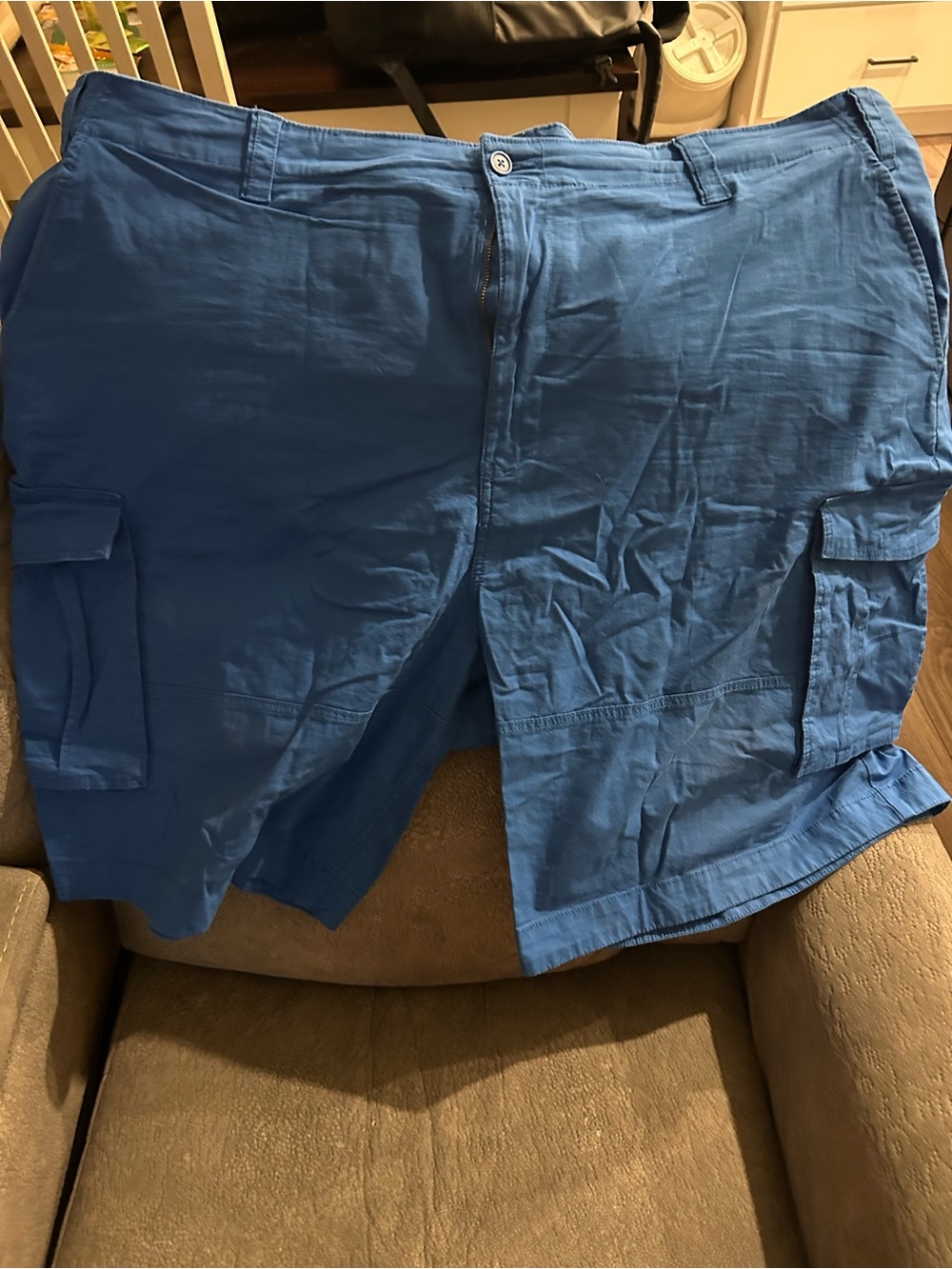 Nautica Men's Bright Blue Cargo Shorts - Casual Pocketed Design